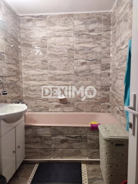 FAR-Apartament 2 Camere 70 Mp  - Etaj Intermediar - Centrala Pe Gaze