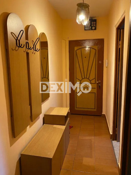Apartament 2 Camere - Zona CET - Etaj 1 - Mobilat