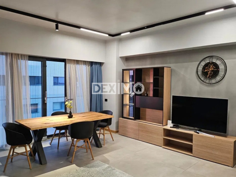 Proprietate Deosebita - Faleza Nord - Vedere La Mare - Loc Parcare