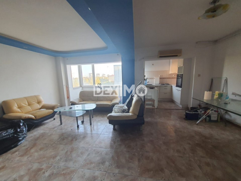 FALEZA NORD-APARTAMENT CU 4 CAMERE ZONA COMPLEX-GAZE