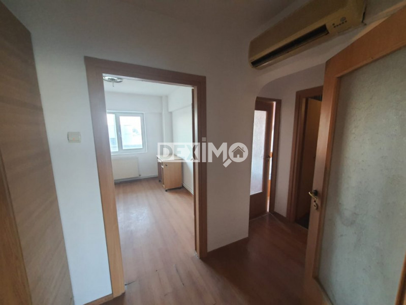 FALEZA NORD-APARTAMENT CU 4 CAMERE ZONA COMPLEX-GAZE