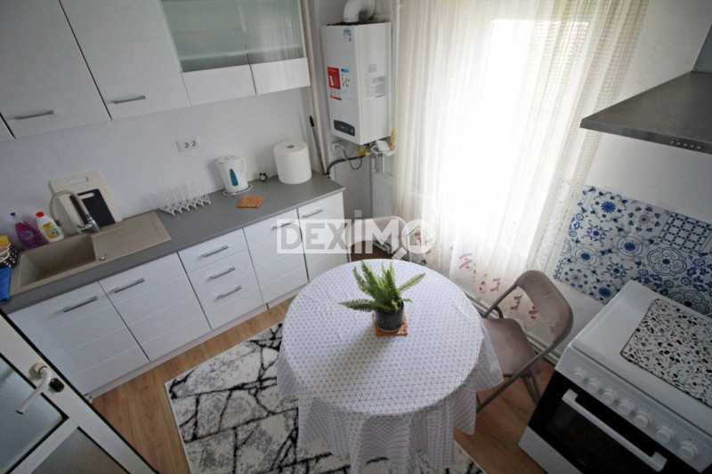 Oportunitate Investitie - Faleza Nord - La Doi Pasi De Plaja REYNA ! 