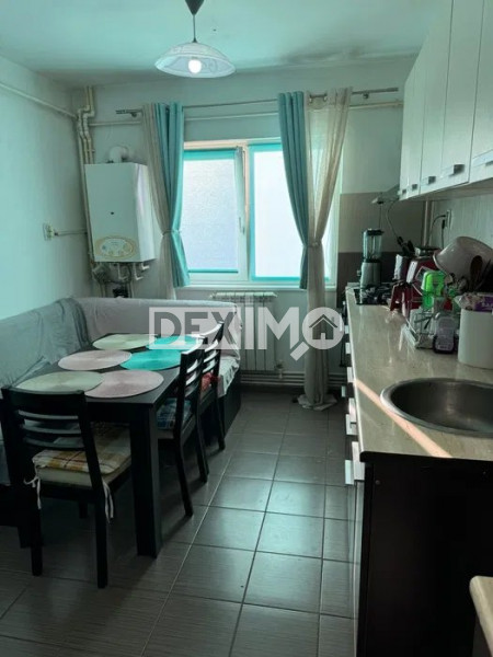 Apartament 3 Camere - Tomis Nord - Etaj Intermediar - Mobilat - Centrala Gaze