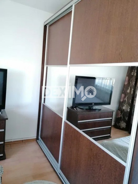 Apartament 3 Camere Decomandate - Zona CET - Mobilat - Centrala Pe Gaze