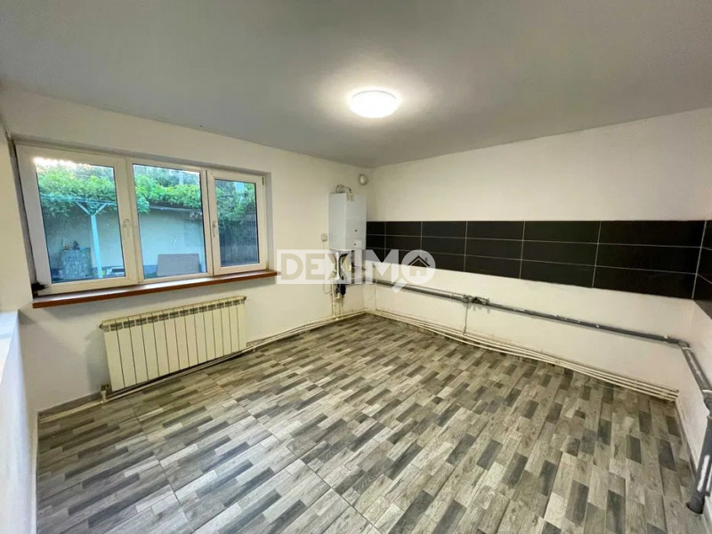 Casa 4 Camere Din Caramida Si BCA - Inel II-Institutul De Marina - Centrala Gaze