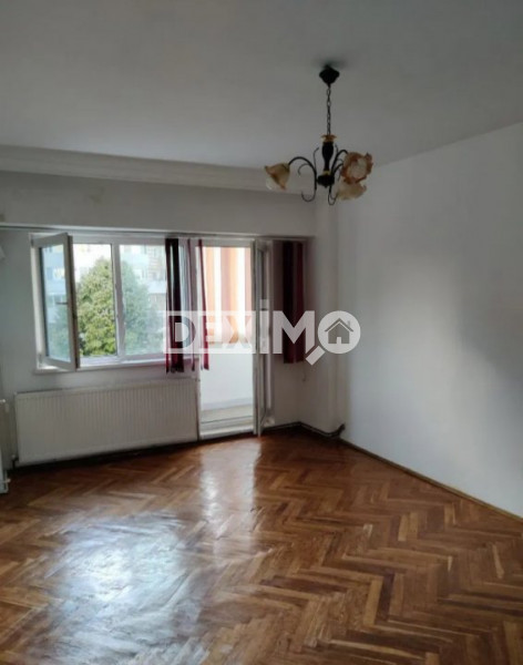 Apartament 2 Camere Decomandate - Trocadero  - Centrala Pe Gaze