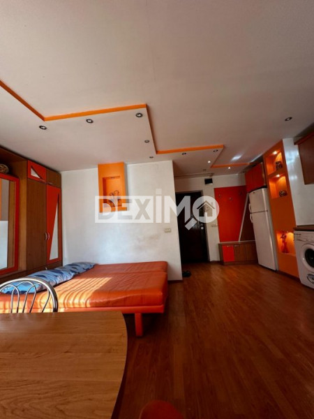 Garsoniera Open Space - Scoala 8 - Etaj 1 - Mobilata Complet