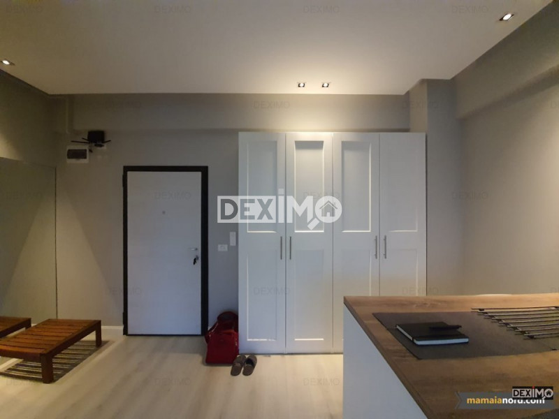 Apartament Lux - Mamaia Nord - Loc Parcare - 100 M De Plaja !