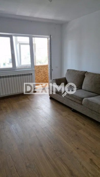 Apartament 3 Camere - Zona Compozitori - Loc De Parcare - Pod