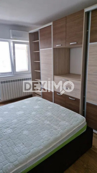 Apartament 3 Camere - Zona Compozitori - Loc De Parcare - Pod