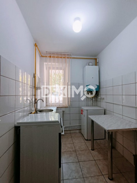 Locuinta/Spatiu Comercial - Tomis 3  - Parter - Centrala Pe Gaze