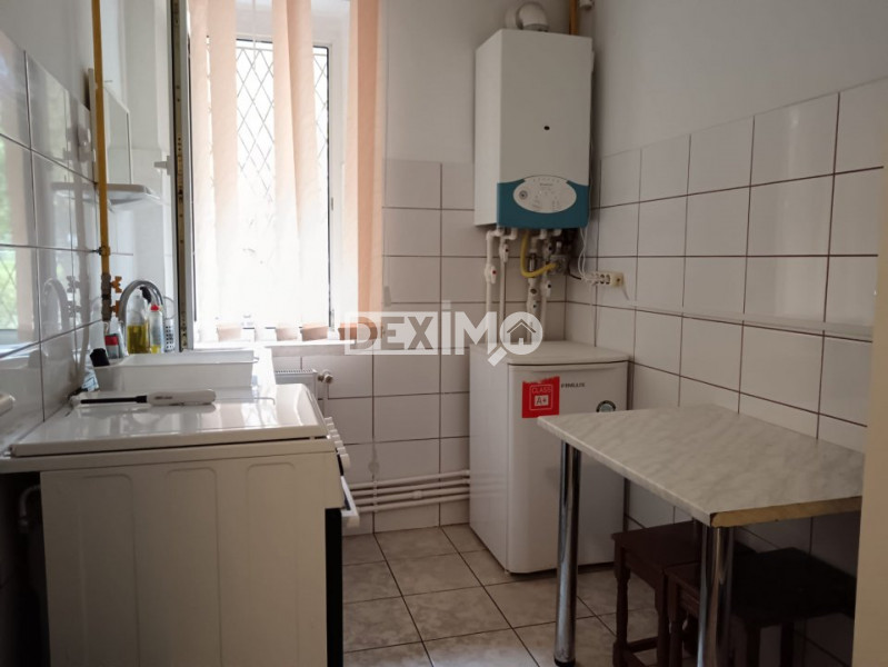 Locuinta/Spatiu Comercial - Tomis 3  - Parter - Centrala Pe Gaze