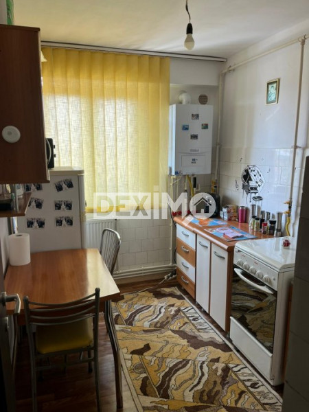 Apartament 2 Camere - Tomis III - Etaj Intermediar - Centrala Pe Gaze