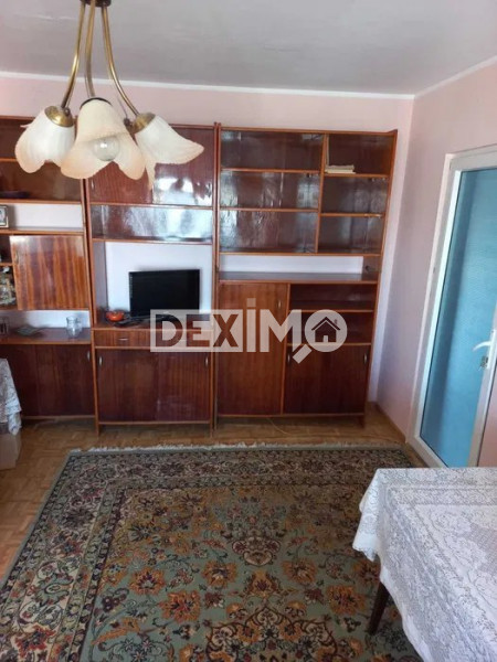 Apartament 3 Camere Decomandate - Parta 6 - Centrala Pe Gaze