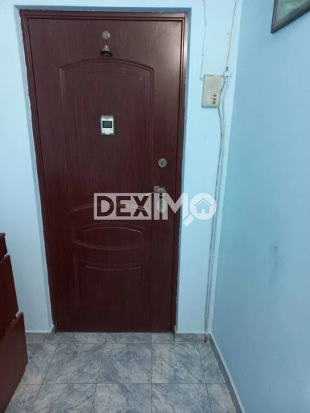 Apartament 3 Camere Decomandate - Parta 6 - Centrala Pe Gaze