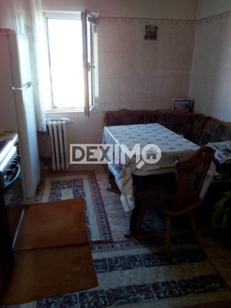 Tomis III - Soveja Apartament cu 3 camere decomandate - Izolat