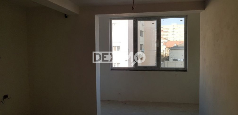 Apartament 3 Camere - Zona Compozitori - La Alb - Loc De Parcare