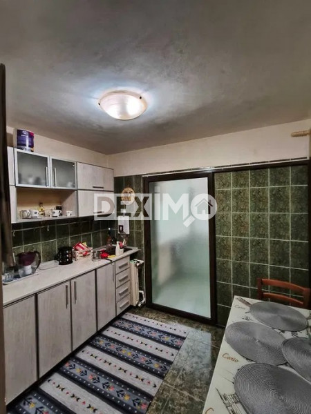 Apartament 3 Camere - Km 5 - Etaj 1 - Mobilat - Centrala Gaze