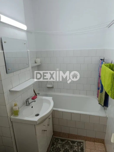 Apartament 2 Camere Calsic - Casa Cultura - Etaj 3 - Gaze Pe Scara