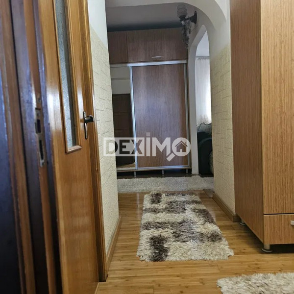 Apartament 4 Camere - Casa De Cultura - Etaj 2 - Mobilat - Centrala Gaze