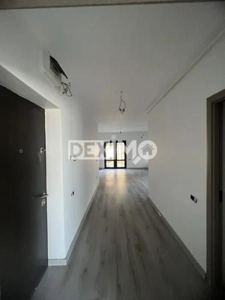 Apartament 2 Camere - Tomis Plus - Curte Proprie de 77 Mp - Ocazie !