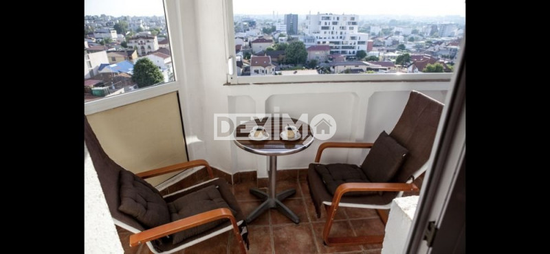 Apartament 3 Camere - Zona Faleza Nord - Vedere Frontala La Mare - Mobilat