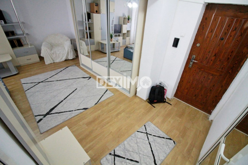 Garsoniera - Faleza Nord - La Doi Pasi De Plaja REYNA ! 