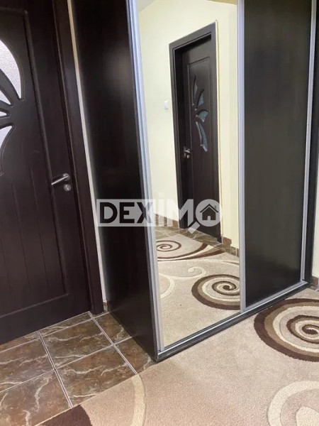 Apartament 3 Camere - Zona CET - Etaj 1 - Mobilat - Centrala Pe Gaze