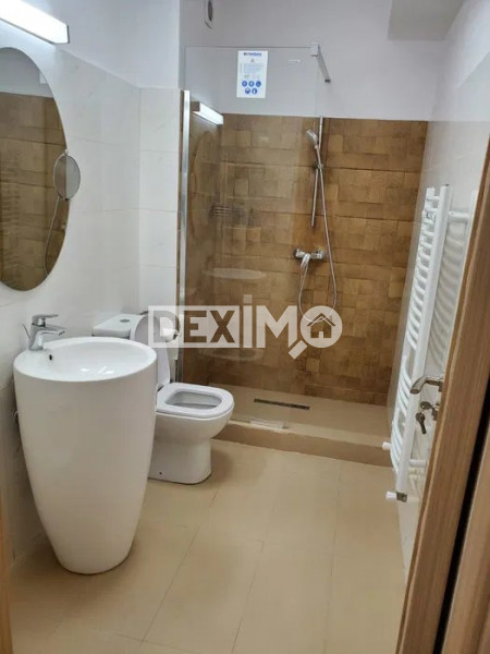 Studio Modern - Mamaia Nord - Promenada - Vedere Laterala La Mare