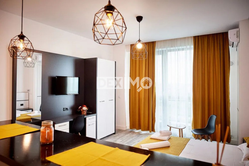 Studio - Mamaia Nord - Onix Blue - Mobilat Complet - Vedere Laterala La Mare