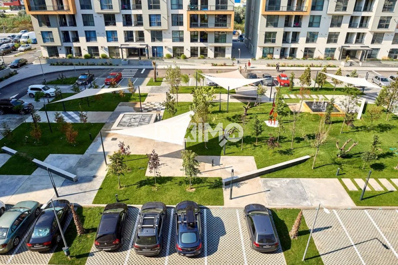 Studio - Mamaia Nord - Onix Blue - Mobilat Complet - Vedere Laterala La Mare