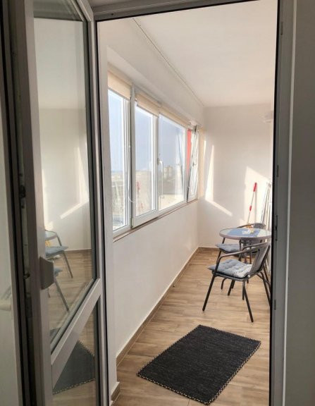 Apartament 2 camere,semidecomandat,centrala imobil,finisaje Moderne