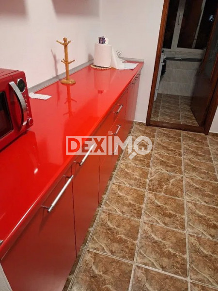 Apartament 2 Camere Decomandat - Km 5 - Etaj 1 - Gaze La Usa