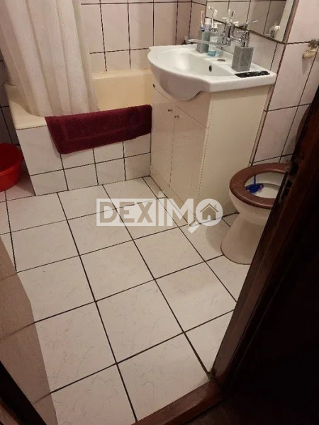 Apartament 2 Camere Decomandat - Km 5 - Etaj 1 - Gaze La Usa