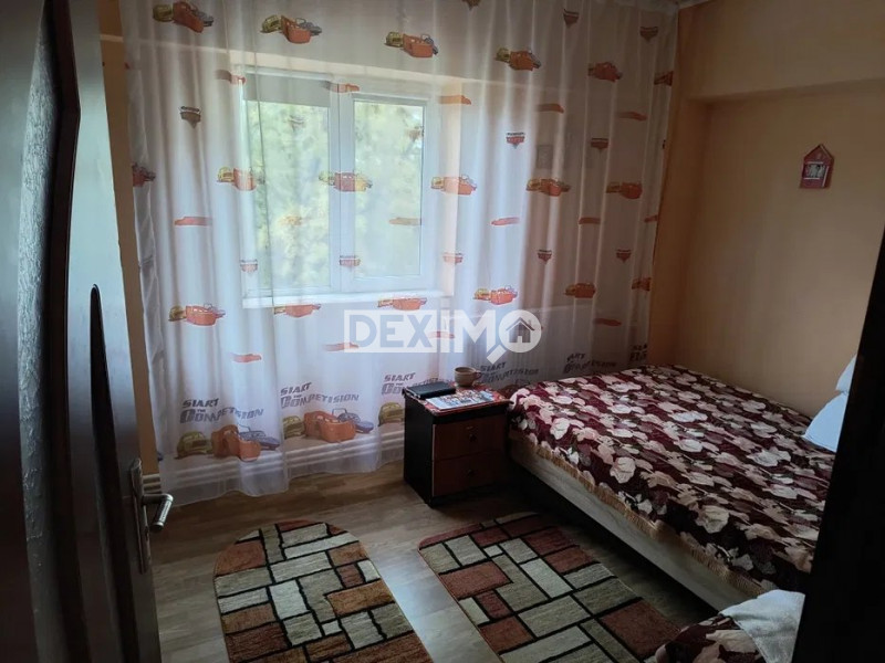 FAR-APARTAMENT CU 3 CAMERE DECOMANDAT CENTRALA GAZE