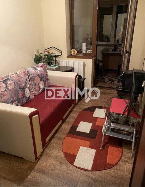 Studio - Zona Gara BCR - Etaj 1 - Gaze La Usa