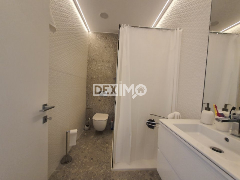STUDIO MAMAIA-ZONA HOTEL OPERA-PARTEA CU MAREA-MOBILAT