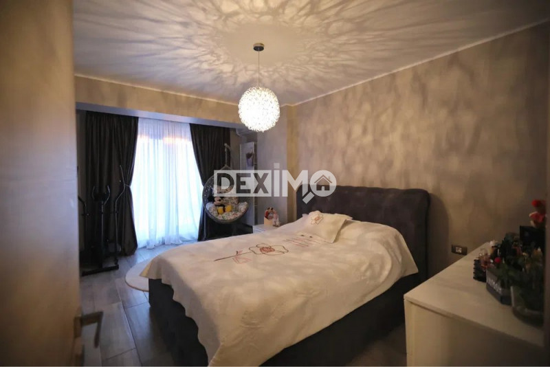 Penthouse Ultrafinisat - Mamaia Nord - Mobilat Complet  -Terasa 100 Mp