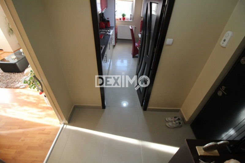 Apartament 4 Camere - Zona Eden - Centrala Pe Gaze - Negociabil !