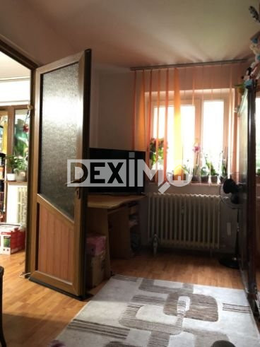 Apartament 3 Camere Semidecomandate - Zona Inel II - Mobilat - Etaj 2