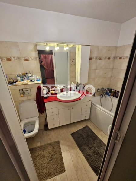 Apartament 3 Camere - Zona Dacia - Mobilat Complet - Centrala Pe Gaze