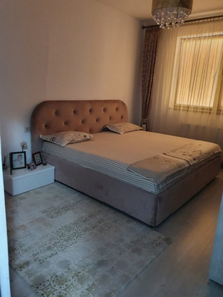 Apartament 3 Camere Decomandate - Zona Tomis Plus - Parter - Mobilat