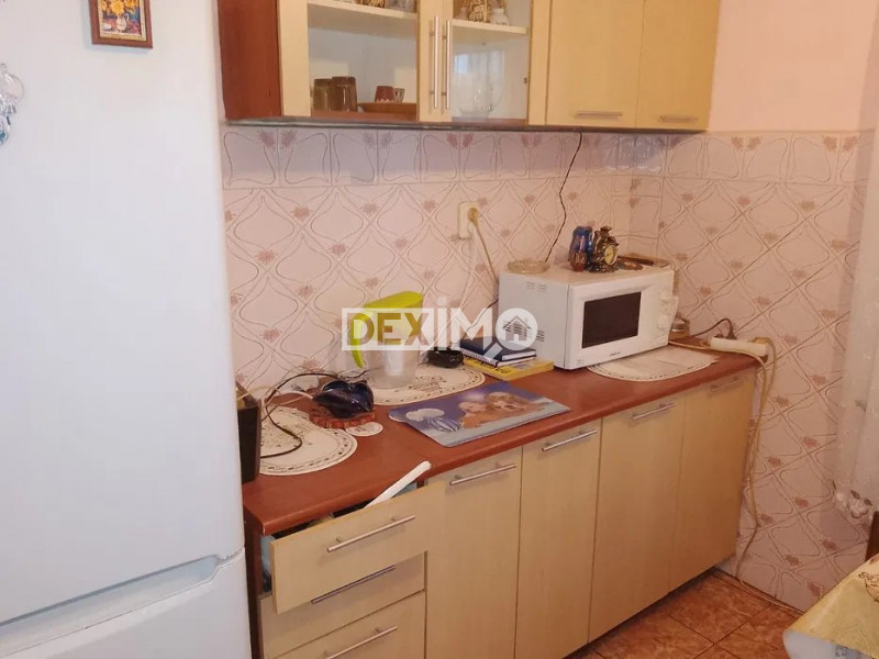 Apartament 3 Camere Decomandate - ICIL - Etaj 2 - Gaze La Usa