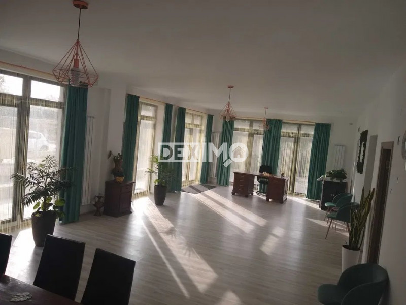 Spatiu Comercial - 101 Mp + Subsol Si Terasa - Centru Ovidiu -Loc Parcare Privat