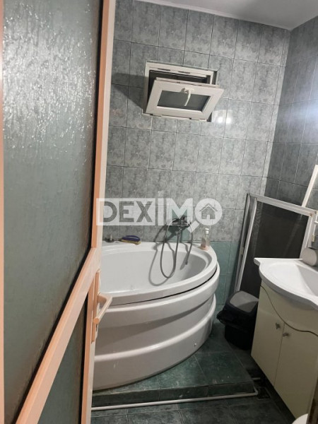 Apartament 2 Camere - Etaj 4 Cu Pod - Centrala Pe Gaze