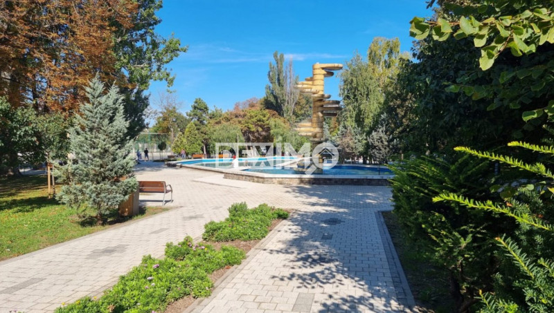 Apartament 2 Camere - Tomis II - Parc - Pegatit Pentru Renovare