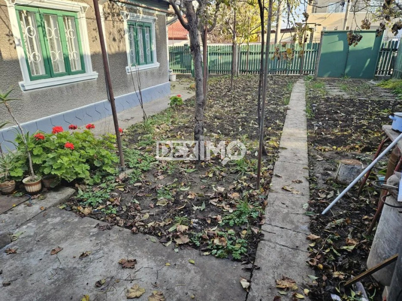 Casa Batraneasca 3 Camere - Medeea - Teren 257 Mp - Centrala Pe Gaze