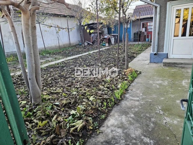 Casa Batraneasca 3 Camere - Medeea - Teren 257 Mp - Centrala Pe Gaze