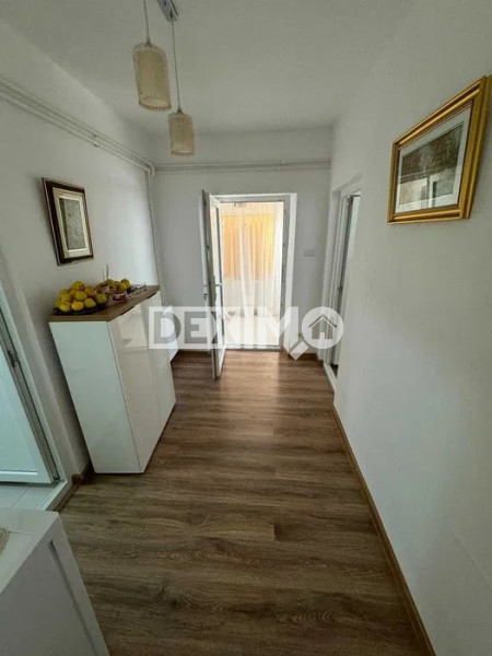 Casa 4 Camere - Teren 821 Mp - Lumina - Centrala Pe Gaze