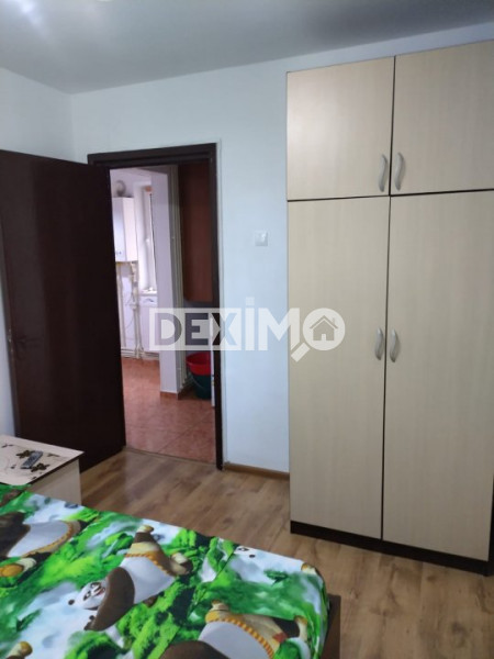 Apartament 3 Camere - Circular - Tomis Nord - Rustic -  Centrala Pe Gaze